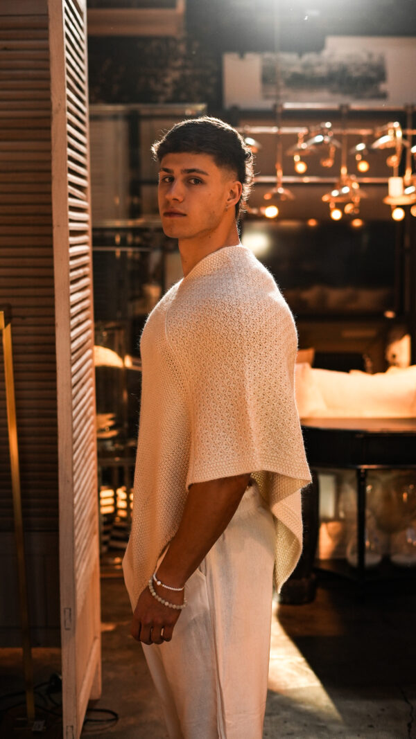 Poncho Perú Cream || 100% Baby Alpaca - Image 2