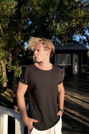 Remera Ibiza || Silence Flame Black