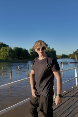 Remera Valencia || Silence Flame Black