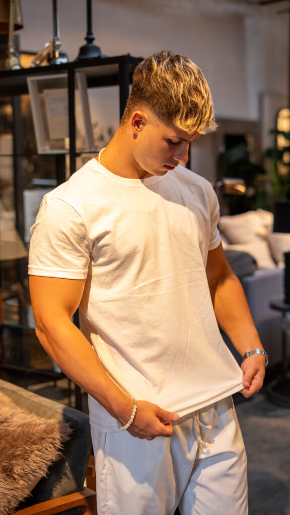 Remera Valencia KG  ·  Flame Cream